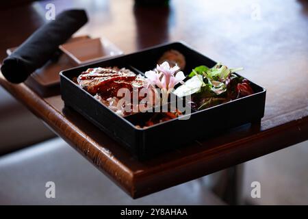 Scatola bento tradizionale in stile giapponese Foto Stock