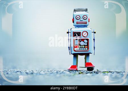 FOTOMONTAGGIO, figura robotica, intelligenza artificiale con foto simboliche, FOTOMONTAGE, Roboterfigur, Symbolfoto Künstliche Intelligenz Foto Stock