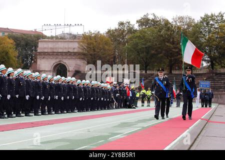 Milano, Italia. 4 ottobre 2024. Cerimonia di giuramento dei cadetti della polizia locale - Cronaca - Milano, Italia - Venerd&#xec;, 04 ottobre 2024 (foto Marco Cremonesi/LaPresse) cerimonia di giuramento dei cadetti della polizia locale - News - Milano, Italia - venerdì 04 ottobre 2024 (foto Marco Cremonesi/LaPresse) crediti: LaPresse/Alamy Live News Foto Stock