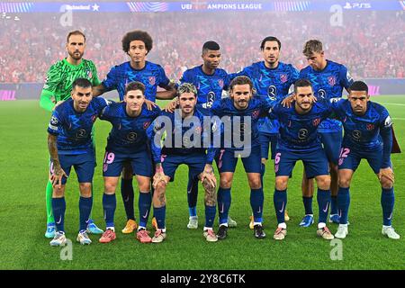 Lisboa, Portogallo. 2 ottobre 2024. Portogallo, Lisbona 2. Ottobre 2024 UEFA Champions League fase 2024/25 Matchday 2, S.L.Benfica - Atletico de Madrid v.l., Teamfoto Atletico de Madrid crediti: dpa/Alamy Live News Foto Stock