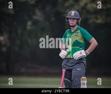 Trudy Johnson del Sessay Cricket Club che gioca al Walton Park è stata selezionata per la squadra inglese U19 nella Coppa del mondo T20. Contrassegno P Doherty/Caughtlight Foto Stock