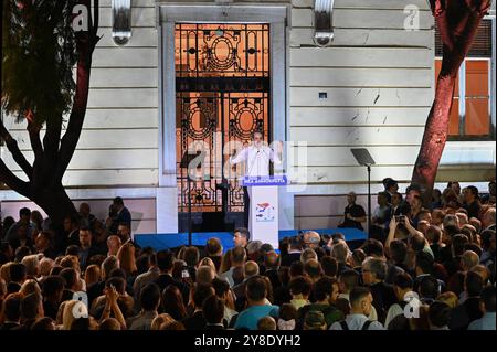 Partito governante nuova democrazia celebra il 50° anniversario il primo ministro greco Kyriakos Mitsotakis parla ai sostenitori durante la celebrazione del 50° anniversario del partito politico al governo nuova democrazia. Atene Grecia Copyright: XNicolasxKoutsokostasxNicolasxKoutsokostasx DSC 202410040808 Foto Stock