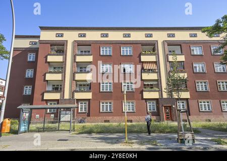 Edificio residenziale, tenuta Birkenwaeldchen di Richard Ermisch, Pichelsdorfer Strasse, Genfenbergstrasse, Wilhelmstadt, Spandau, Berlino, Germania, EUR Foto Stock