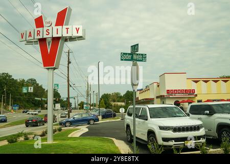 Il Varsity Diner è stato presentato il 4 ottobre 2024 a Roma, Georgia, Stati Uniti. (Foto di Julia Beverly/Alamy Live News) Foto Stock