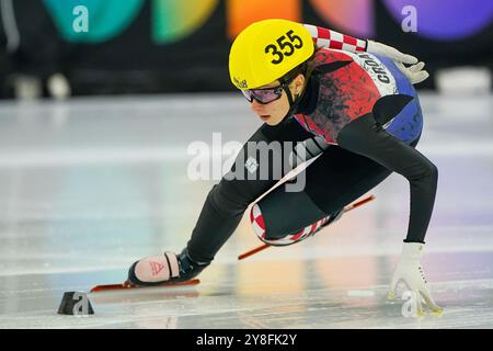 Heerenveen, Paesi Bassi. 5 ottobre 2024. HEERENVEEN, PAESI BASSI - 5 OTTOBRE: Valentina Ascic gareggia nella finale dei 1500 m durante il KNSB Dutch Open a Thialf il 5 ottobre 2024 a Heerenveen, Paesi Bassi. (Foto di Andre Weening/Orange Pictures) credito: Orange Pics BV/Alamy Live News Foto Stock