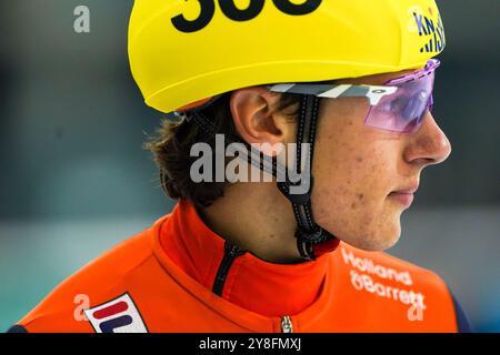 Heerenveen, Paesi Bassi. 5 ottobre 2024. HEERENVEEN, PAESI BASSI - 5 OTTOBRE: Daan Kos gareggia nella finale dei 1500 m durante il KNSB Dutch Open a Thialf il 5 ottobre 2024 a Heerenveen, Paesi Bassi. (Foto di Andre Weening/Orange Pictures) credito: Orange Pics BV/Alamy Live News Foto Stock