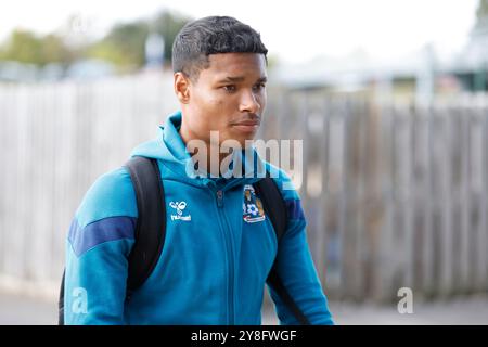 Kai Andrews di Coventry City durante il match per lo Sky Bet Championship alla Coventry Building Society Arena di Coventry. Data foto: Sabato 5 ottobre 2024. Foto Stock