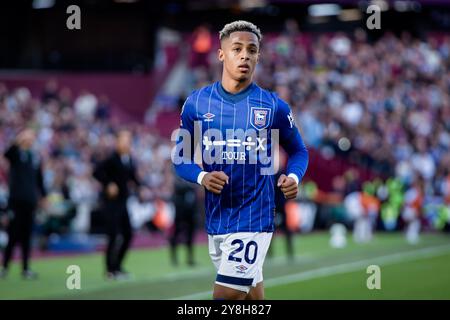 Londra, Regno Unito. 5 ottobre 2024. Londra, Inghilterra, 5 ottobre 2024: Omari Hutchinson (20 Ipswich Town) durante la partita di Premier League tra West Ham e Ipswich Town al London Stadium di Londra, Inghilterra. (Pedro Porru/SPP) credito: SPP Sport Press Photo. /Alamy Live News Foto Stock