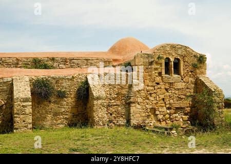 Chiesa paleocristiana di San Giovanni di Sinis in stile romanico, Penisola del Sinis, Oristano, Sardegna, Italia Foto Stock