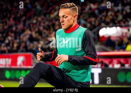 Utrecht, Paesi Bassi. 4 ottobre 2024. UTRECHT, 05-10-2024, Stadion Galgenwaard, stagione 2024/2025, calcio olandese Eredivisie . Partita tra Utrecht e RKC Waalwijk. Jens Toornstra giocatore dell'FC Utrecht credito: Tiri pro/Alamy Live News Foto Stock