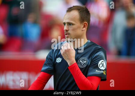 Londra, Regno Unito. 5 ottobre 2024. Londra, Inghilterra, 5 ottobre 2024: Mikkel Damsgaard (24 Brentford) durante la partita di Premier League tra Brentford e Wolverhampton Wanderers al Gtech Community Stadium di Londra, Inghilterra (Alexander Canillas/SPP) crediti: SPP Sport Press Photo. /Alamy Live News Foto Stock