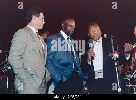 Steve Young e Jerry Rice Oakland California 1990. Crediti: Ross Pelton/MediaPunch Foto Stock