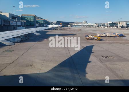 L'aeroporto di Francoforte (flughafen), uno dei più grandi d'Europa, la Germania Foto Stock