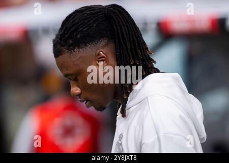 Madrid, Madrid, Spagna. 5 ottobre 2024. Eduardo Camavinga del Real Madrid CF entra in campo durante la partita di calcio della Liga EA Sports 2024/25 tra il Real Madrid CF e il Villarreal CF all'Estadio Santiago Bernabeu il 5 ottobre 2024 a Madrid, Spagna. (Credit Image: © Alberto Gardin/ZUMA Press Wire) SOLO PER USO EDITORIALE! Non per USO commerciale! Foto Stock