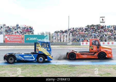 Madrid, Spagna. 5 ottobre 2024. I partecipanti gareggiano durante il FIA European Truck Racing Championship a Madrid Jarama, a Madrid, in Spagna, il 5 ottobre 2024. Crediti: Gustavo Valiente/Xinhua/Alamy Live News Foto Stock