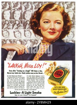 1937 sigarette Lucky Strike ad con Myrna Loy Foto Stock