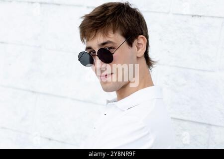 Lucas Nabor posa una sessione di ritratto durante la promozione di El Aspirante, il 12 settembre 2024 a Madrid, Spagna. Foto Stock