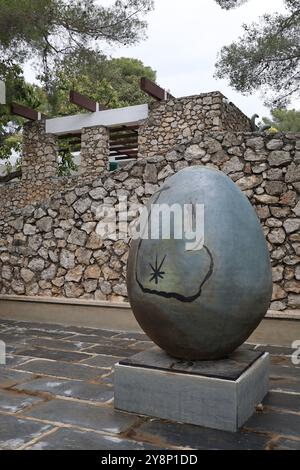 LÒEuf Joan Miro . Labirinto. Fondazione Maeght. Francia . Art. Kunst. Francia 1 Foto Stock