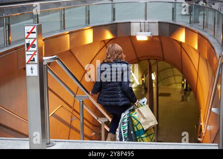 Stazione della metropolitana, Bilbao, Bizkaia, Paesi Baschi, Spagna. Foto Stock