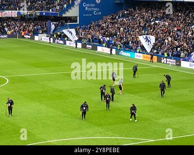 Chelsea, Londra, Regno Unito. 6 ottobre 2024. Il Chelsea Football Club gioca contro il Nottingham Forest Football Club nella partita 7 della stagione 2024/25 della Premier League presso lo stadio Stamford Bridge. Crediti: ElJayPix/Alamy Live News Foto Stock