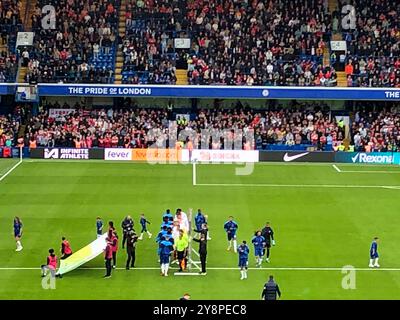Chelsea, Londra, Regno Unito. 6 ottobre 2024. Il Chelsea Football Club gioca contro il Nottingham Forest Football Club nella partita 7 della stagione 2024/25 della Premier League presso lo stadio Stamford Bridge. Crediti: ElJayPix/Alamy Live News Foto Stock