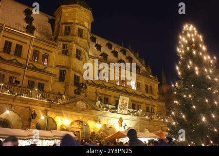 Mercatino di Natale nel centro storico di Rothenburg ob der Tauber, Germania Foto Stock