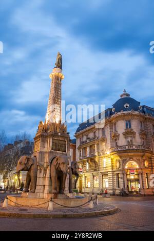 Fontaine des Eléphants, Chambery, Rhône-Alpes. Francia Foto Stock