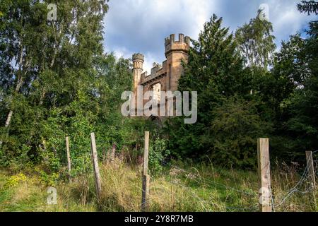 Rovine del Priorato di Crawford, una residenza abbandonata a Fife, Scozia, Regno Unito Foto Stock