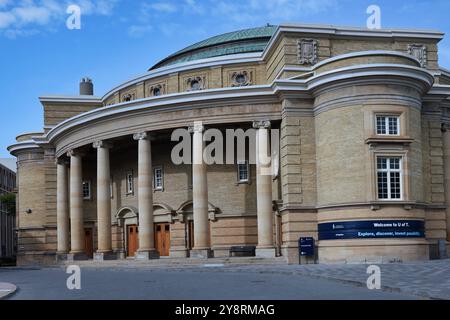 Toronto, Canada - 6 ottobre 2024: Università di Toronto, Convocation Hall Building Foto Stock