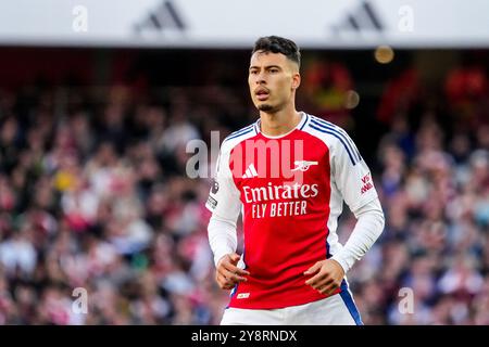 LONDRA, INGHILTERRA - 5 OTTOBRE: Gabriel Martinelli dell'Arsenal FC guarda durante la partita di Premier League tra l'Arsenal FC e il Southampton FC all'Emirates Stadium il 5 ottobre 2024 a Londra, Inghilterra. (Foto di René Nijhuis/MB Media) Foto Stock