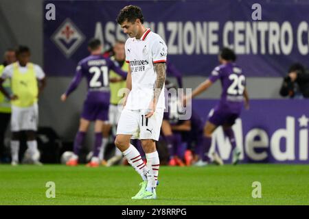 Firenze, Italia. 6 ottobre 2024. Christian Pulisic dell'AC Milan sembra respinto dopo che Albert Gudmundsson dell'ACF Fiorentina (non nella foto) ha segnato il gol del 2-1 durante la partita di serie A tra l'ACF Fiorentina e l'AC Milan allo stadio Artemio Franchi di Firenze (Italia), 6 ottobre 2024. Crediti: Insidefoto di andrea staccioli/Alamy Live News Foto Stock