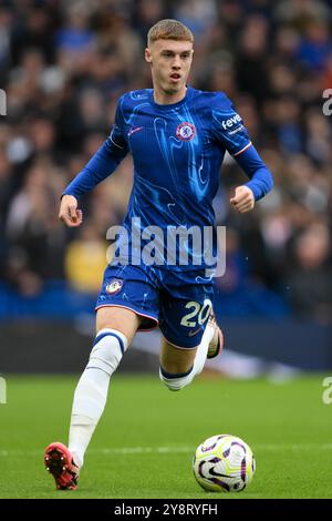 Londra, Regno Unito. 6 ottobre 2024. Cole Palmer del Chelsea durante la partita di Premier League tra Chelsea e Nottingham Forest allo Stamford Bridge, Londra, domenica 6 ottobre 2024. (Foto: Jon Hobley | mi News) crediti: MI News & Sport /Alamy Live News Foto Stock