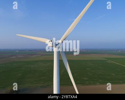 Generatori eolici, Santilly, Eure-et-Loir, Centre-Val de Loire, Francia, Europa Foto Stock