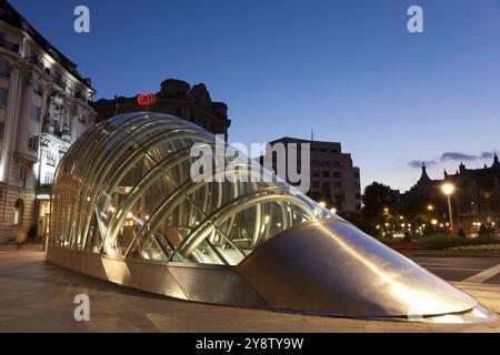 Stazione di Moyua, Bilbao, Bizkaia, Paesi Baschi, Spagna, Europa Foto Stock