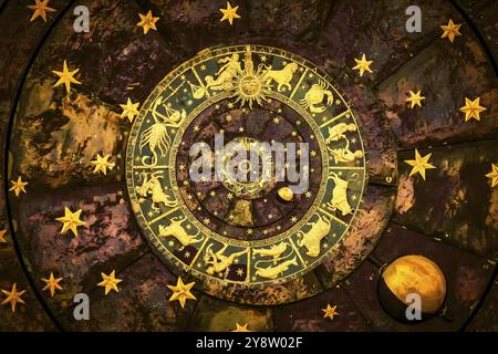 Sfondo zodiaco astrologico. Illustrazioni vintage, design grunge. Concetto di destino, fortuna, esoterico, magico, misterioso Foto Stock
