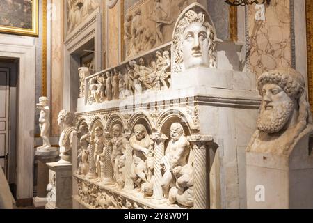 Roma, Italia, 28 dicembre 2023: Interno del museo Galleria Borghese, nessuno, Europa Foto Stock