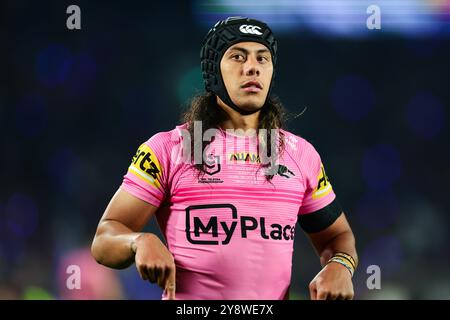 Sydney, Australia, 6 ottobre 2024. Jarome Luai dei Panthers guarda durante la Grand Final match della NRL tra Panthers e Storm all'Accor Stadium il 6 ottobre 2024 a Sydney, Australia. Crediti: Pete Dovgan/Speed Media/Alamy Live News Foto Stock