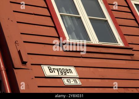 Edificio tradizionale in legno a Bryggen, Bergen, Norvegia. Foto Stock