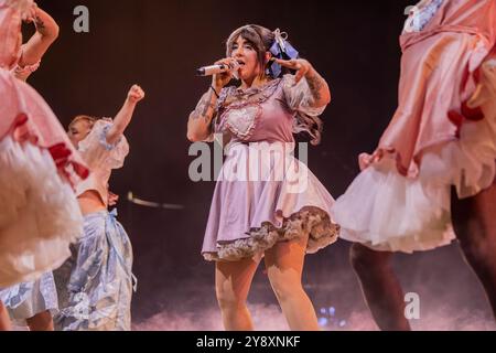 Barcellona, Spagna. 2024.10.05. Melanie Martinez si esibisce sul palco durante il Trilogy Tour al Palau Sant Jordi il 5 ottobre 2024 a Barcellona, Spagna. Foto Stock