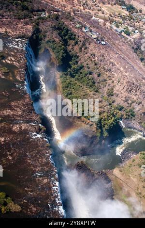 Teleobiettivo delle immense cascate Vittoria, viste dall'aria. Foto Stock