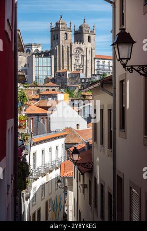 Vista panoramica del centro di Portos e della sua cattedrale gotica, il Portogallo Foto Stock