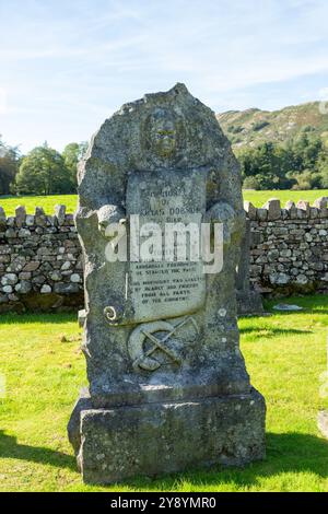 Lapide di Tommy Dobson St Catherine's Church a Boot nella valle di Eskdale nel Lake District National Park, Cumbria, Inghilterra Foto Stock