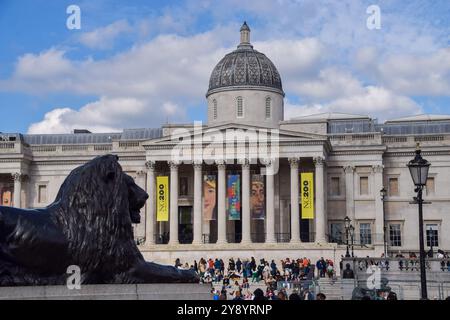 Londra, Regno Unito. 4 ottobre 2024. Galleria Nazionale in Trafalgar Square, vista esterna diurna. Credito: Vuk Valcic/Alamy Foto Stock