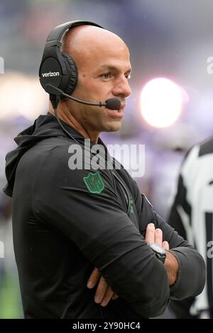 Tottenham Hotspur Stadium, Londra, Regno Unito. 6 ottobre 2024. NFL UK Football, New York Jets contro Minnesota Vikings; allenatore dei New York Jets Robert Saleh a bordo campo prima della partita tra Minnesota Vikings e New York Jets Credit: Action Plus Sports/Alamy Live News Foto Stock