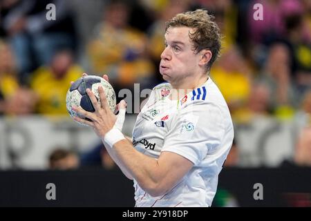 Mannheim, Germania. 7 ottobre 2024. Moritz Sauter (Amburgo, 33), AM Ball, Einzelbild, Einzelfoto, Aktion, Action, 07.10.2024, Mannheim (Deutschland), Handball, Bundesliga, Rhein-Neckar Löwen - Handball Sport Verein Hamburg crediti: dpa/Alamy Live News Foto Stock