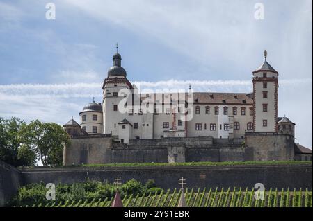 Fortezza di Marienberg, residenza dei principi vescovi di Wuerzburg dal 1253 al 1719, ricostruita come castello rinascimentale nel 1600, Wuerzburg, bassa Franconia Foto Stock