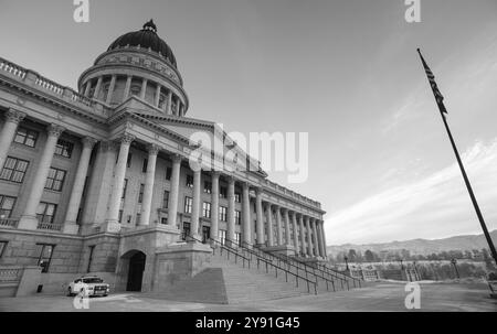 Massa congelata al di fuori dell'Utah sede del governo Foto Stock