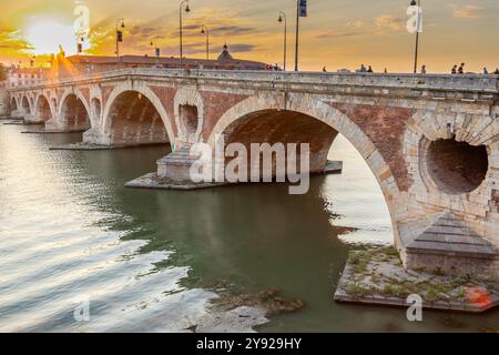 Attrazioni di Tolosa di giorno e di notte Foto Stock