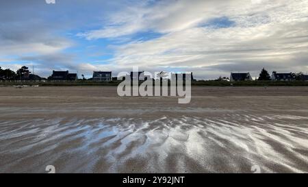 Bassa marea al grande plage de Saint-Cast-le-Guildo a Saint-Cast-le-Guildo, Bretagna, Francia Foto Stock