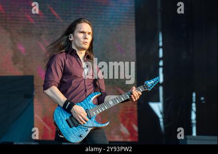 27 giugno 2024: Teemu Mäntysaari si esibisce con i Megadeth all'Hellfest Open Air festival di Clisson, Francia Foto Stock